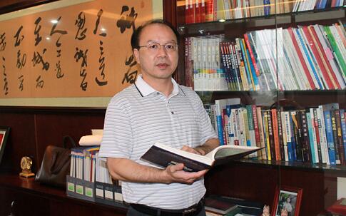 廣西博世科公司王雙飛是廣西大學(xué)老師？宋海農(nóng)領(lǐng)導(dǎo)班子成員